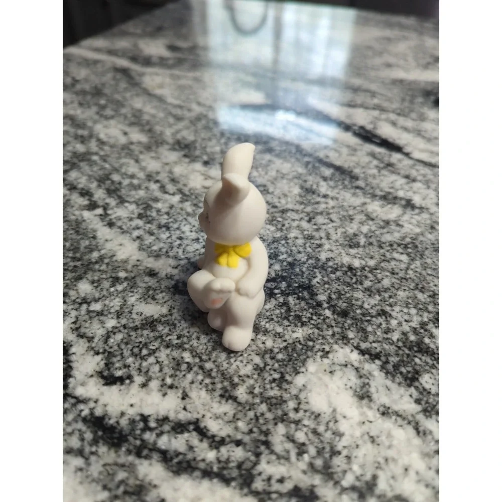 Vintage Russ Berrie Porcelain White Bunny Rabbit Figurine Replacement Yellow Bow